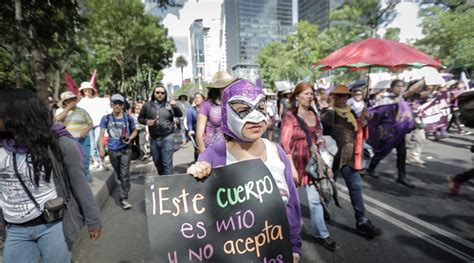 mexico women fed up with femicide march against gender violence
