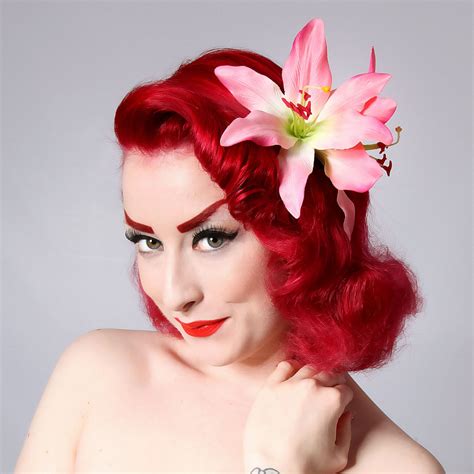 Pin On Pin Up And Rockabilly Hair Flowers