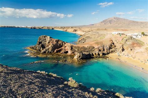 lanzarote unveiling  charms   unique canary island