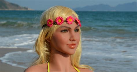 Christine 5 2 Ft 158cm Sun Tan Bikini European Lady