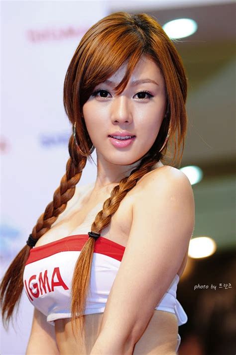 more hwang mi hee at pandi 2009 car show auto girl show