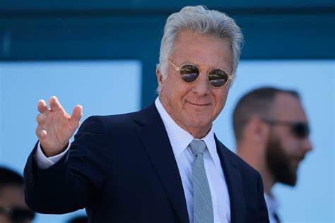 dustin hoffman accused of sexually harassing a 17 year old