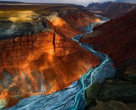 dushanzi grand canyon  yuhan liao sunlight glances  mineral