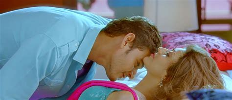 south cinema actress kajal agarwal hot lip kiss cinemasala