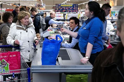 politiek en wethouder botsen keihard   supermarkt  geldrop geldrop mierlo nuenen ednl