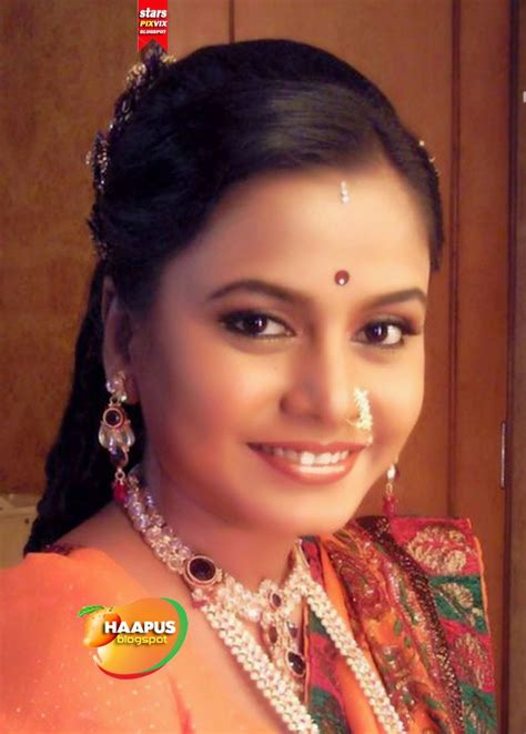 Beautiful Hemangi Kavi In Saree Cute Marathi Actresses Bollywood