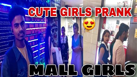 Prank On Cute Girls In Mall 😍 Cute Girls Prank Youtube