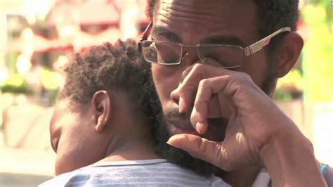 see why video of homeless single dad went viral cnn video