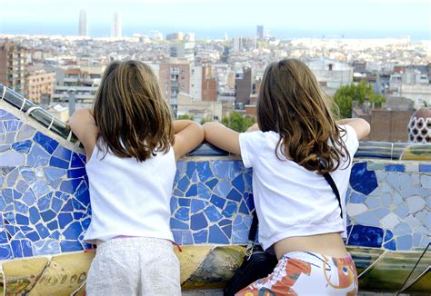 lp kids     child friendly cities lonely planet kids barcelona planet