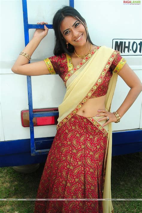 South Indian Actress Aditi Sharma Photo Session 9 22 2009