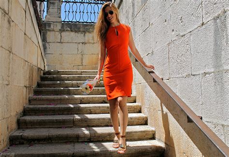 What Color Shoes To Wear With A Orange Dress
