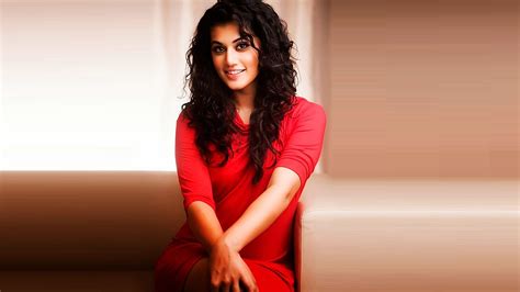 taapsee pannu hot sexy photos and wallpapers hot look