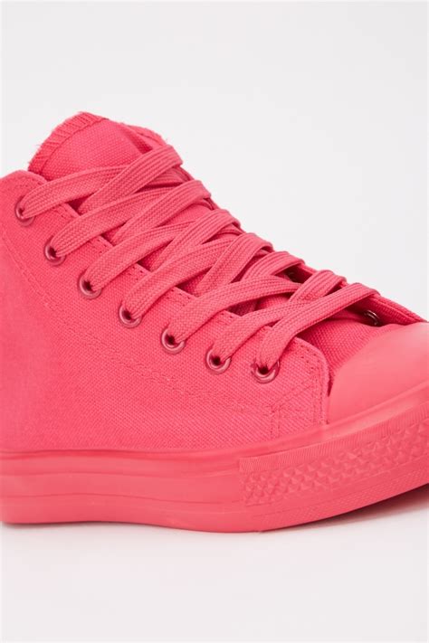 high top lace  sneakers
