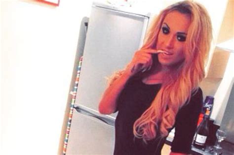 Glamour Model Forced To Sleep With Knife Next To Bed After Terrifying