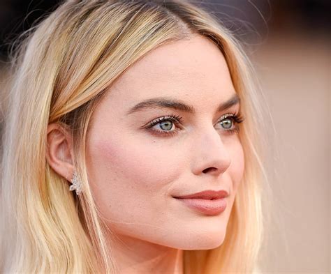 Hd Wallpaper Actresses Margot Robbie Australian Blonde Close Up