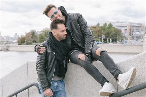 8 Russian Queer Couples Reveal What Makes Their Relationship Work — The