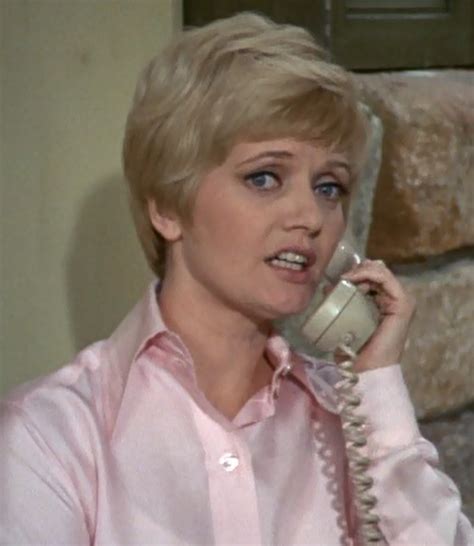 Call – Heres The Story Every Episode Of The Brady Bunch Reviewed