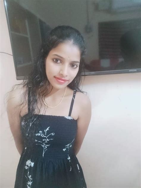 Good Looking College Girls And Housewifes Direct Cash Visakhapatnam