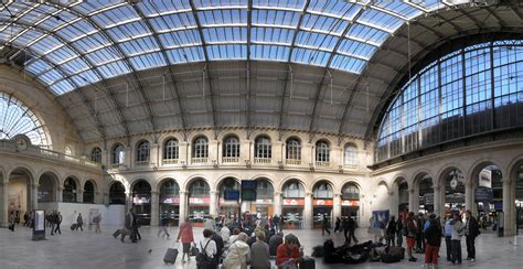 gare de  paris paris railway station train station