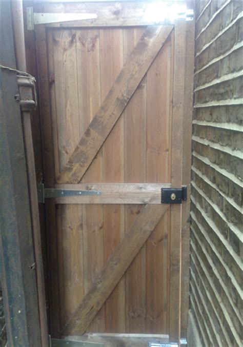 fencing sheds garden gates london