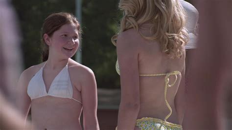 naked emma kenney in shameless us