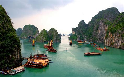 tempat wisata  vietnam  wajib dikunjungi