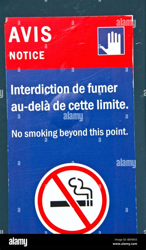 smoking sign bilingual   res stock photography  images alamy