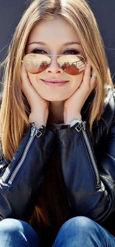 Girl Wearing Stylish Sunglasses Coolwinks