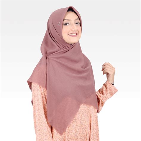 harga jilbab rabbani segi empat polos voal motif