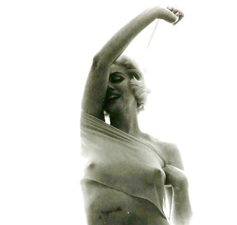 Gorgeous Marilyn Monroe Nude Pics 101 Pics Xhamster