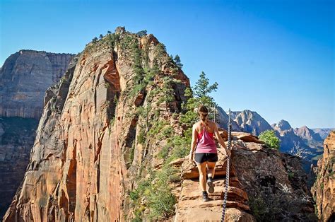 hikes    zion national park