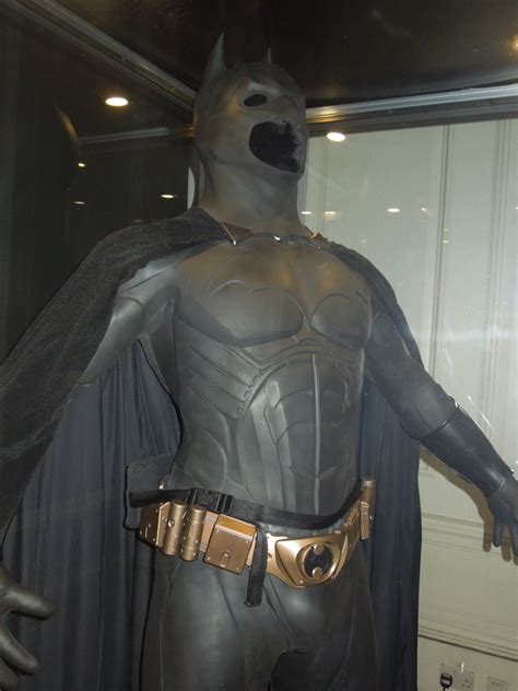 hollywood  costumes  props batman begins costume worn