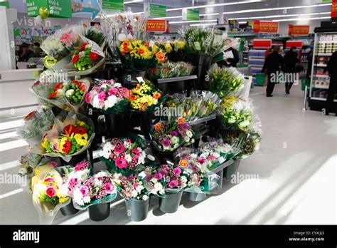 supermarket flowers  res stock photography  images alamy