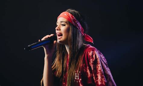 nederlandse zangeres boeken evenses entertainment