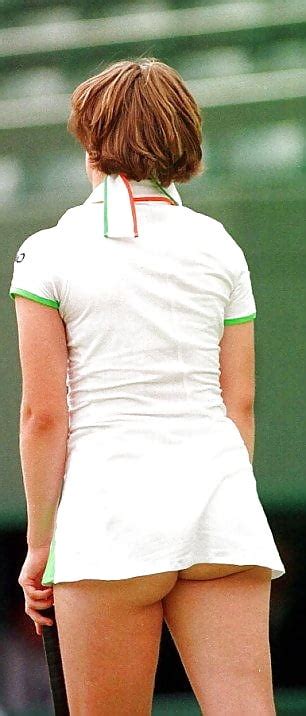 Martina Hingis Classic Sexy Tennis Player Pics 34 Pics