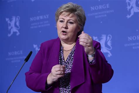 تغريم رئيسة وزراء النرويج وسولبرغ تعتذر عن انتهاك قواعد فيروس كورونا