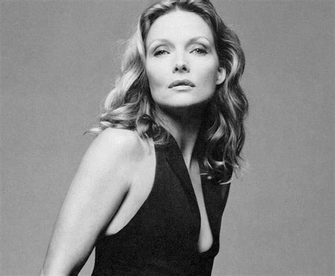 celebrity wallpapers pictures wallpapers michelle pfeiffer wallpapers 2
