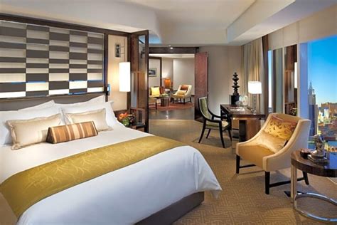 vegas room rates set record high guaranteed las vegas  hotel deals