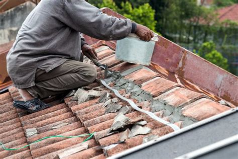 roof leaking repair specialist  kuala lumpur malaysia roofing man