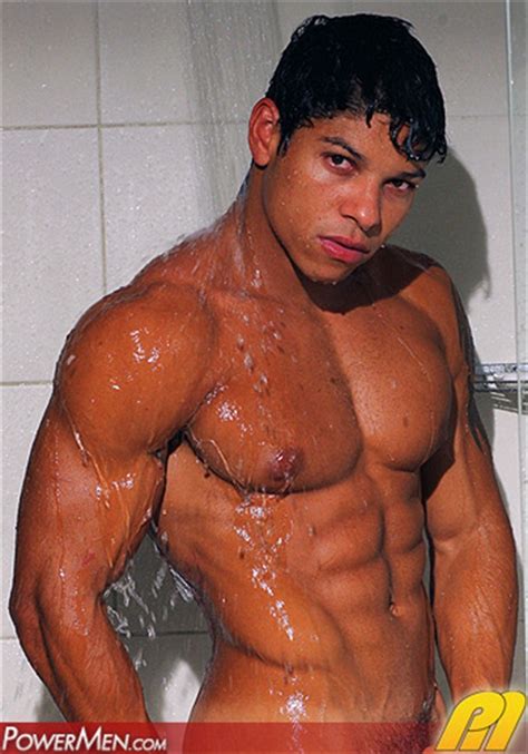 Sexy Muscle Hunk Luiz Tribal