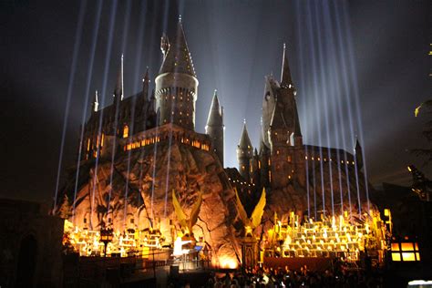wizarding world  harry potter  hollywood    collider