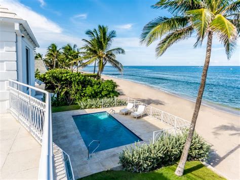 trump familys palm beach mansion hits  market   million