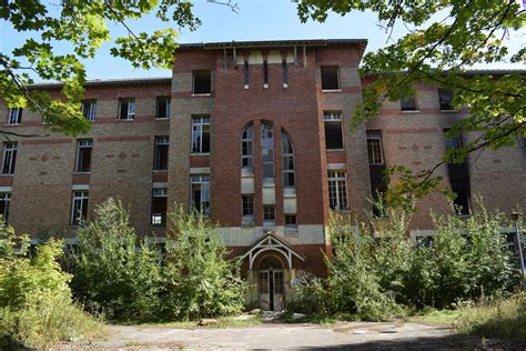 la quete du sanatorium abandonne neartrip