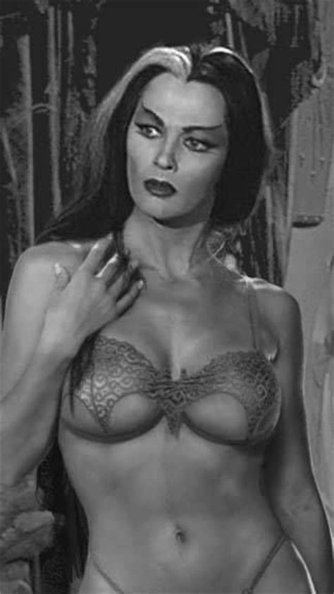 yvonne de carlo as lily munster wicked sexy woman