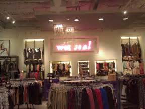 wet seal announces the inevitable it s closing 66 of its stores