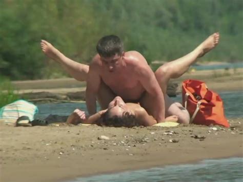 voyeur caught an older guy fucking a teen girl on the beach free porn videos youporn
