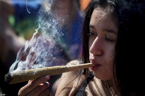 stoners around the u s and canada celebrate 420 day after ten states