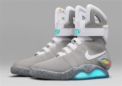 Nike Mag Raffle Opens To Allow Fans To Win Self Lacing Shoes From Back