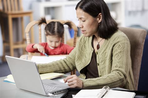Moms Share Secrets To Success In Online Classes Online Education Us