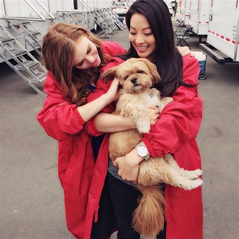 image teen wolf season 5 behind the scenes holland roden arden cho chewy 050615 teen